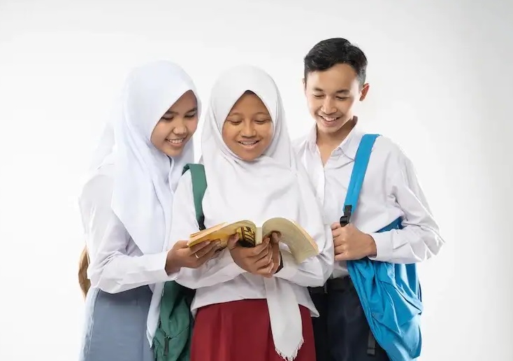 6 Komponen Literasi Dasar Kurikulum Merdeka